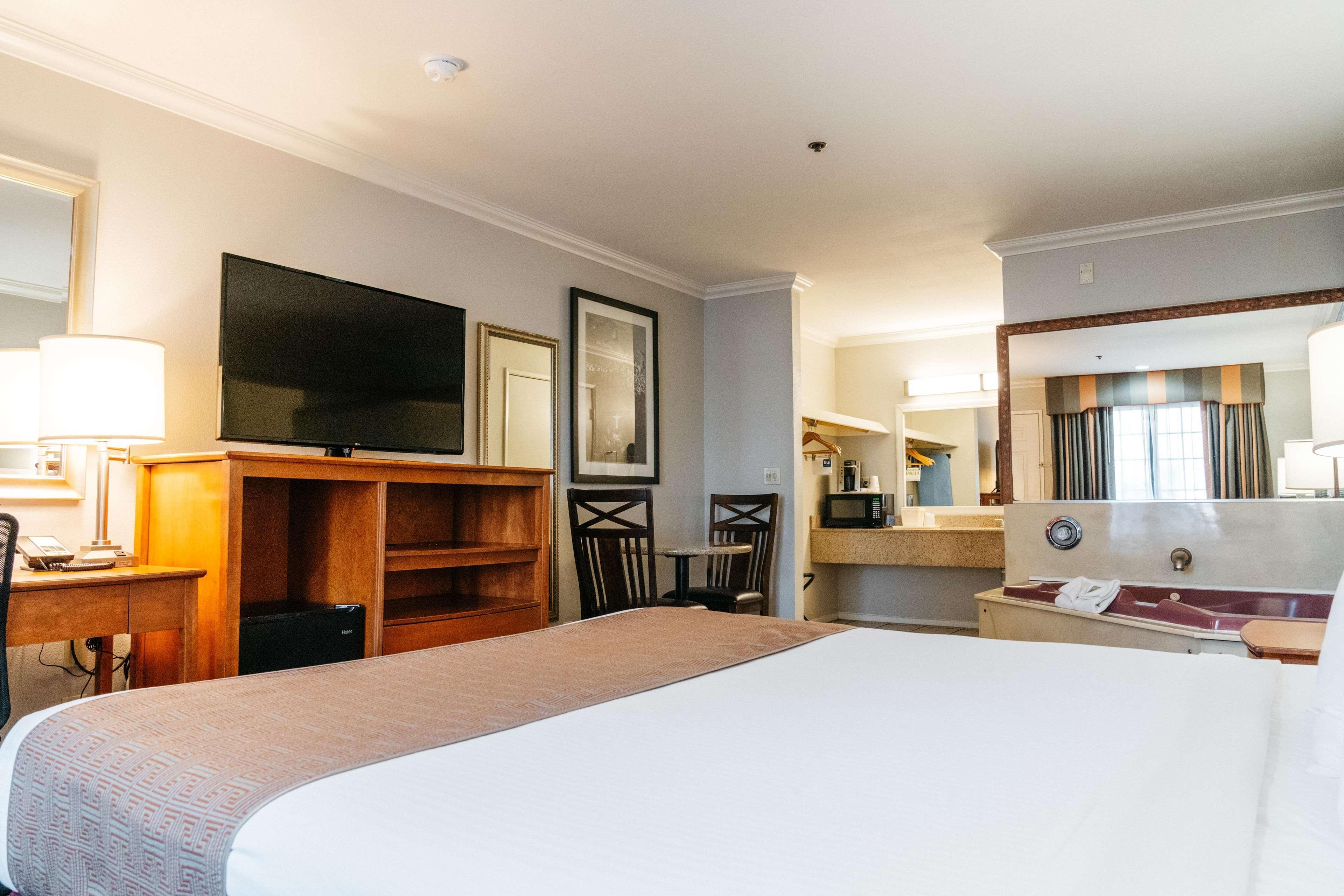 Best Western Palm Garden Inn Westminster Exterior photo